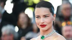 Olahraga Bentuk Body Goals ala Adriana Lima, Supermodel Victoria’s Secret
