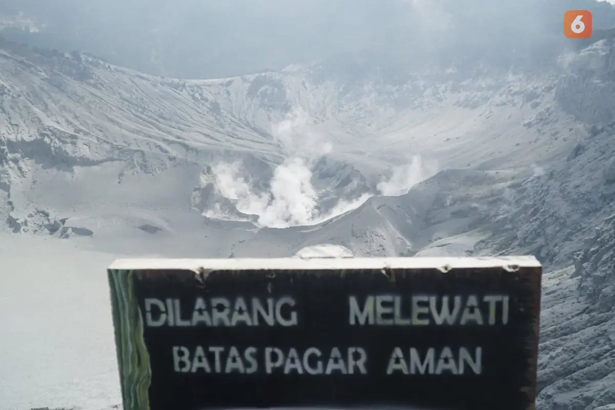 Gunung Tangkuban Parahu