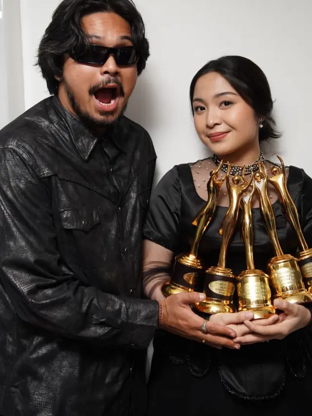 Tampilan Dress Up Para Musisi Hadir di AMI Awards 2024.