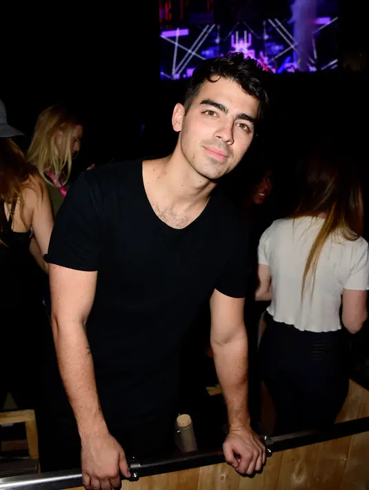 Joe Jonas dikabarkan kecewa dengan perpisahan ini, tapi ia memiliki banyak hal yang juga harus dipikirkan. Semoga Gigi Hadid dan Joe bisa menjadi teman di waktu yang akan datang. (AFP/Bintang.com)