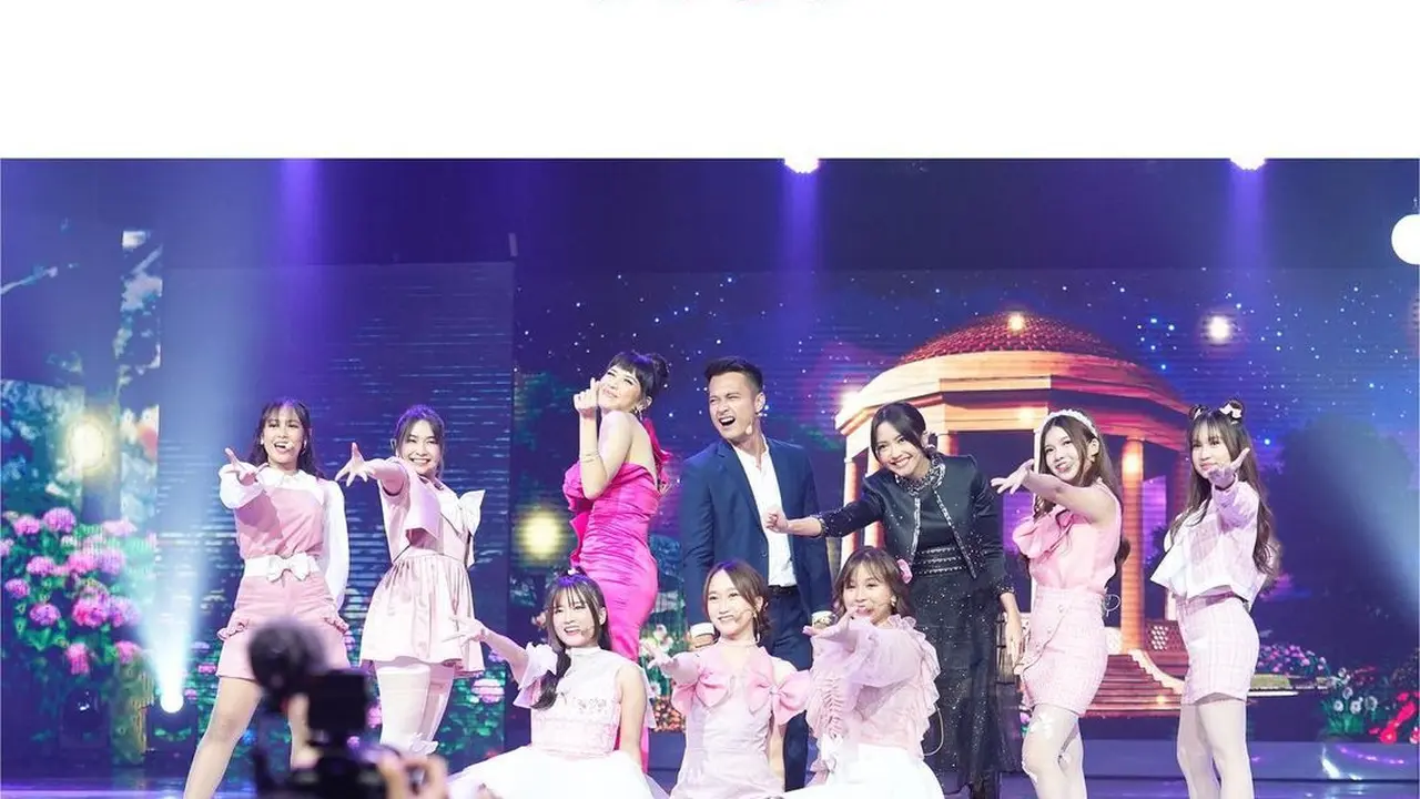 Bintang Cinta Setelah Cinta collabs bareng girlband V1RST di SCTV Music Awards 2023 (Foto: instagram v1rstofficial)