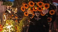 What is 'Dia de Los Muertos?' Meaning and Traditions About Celebrations of Life and Death