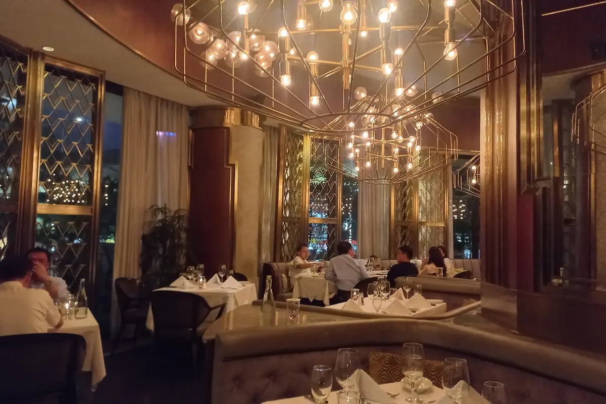 Sajian Steak Premium Otentik Amerika Serikat Bikin Buka Puasa Terasa Mewah dan Eksklusif