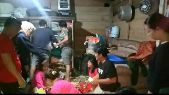 Keempatnya ditangkap pada salah satu rumah tersembunyi di Konawe.(Liputan6.com/Ahmad Akbar Fua)