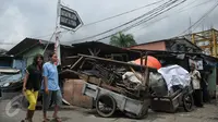 Jelang Penggusuran Kalijodo, PLN Cabut Peralatan Listrik