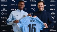 Marc Guehi resmi bergabung dengan Manchester City. (Dok. Man City)