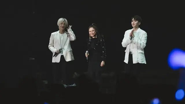 Jadi Bagian dari Agensi Korea, Ini 6 Momen Rossa Berfoto dengan Idol Kpop