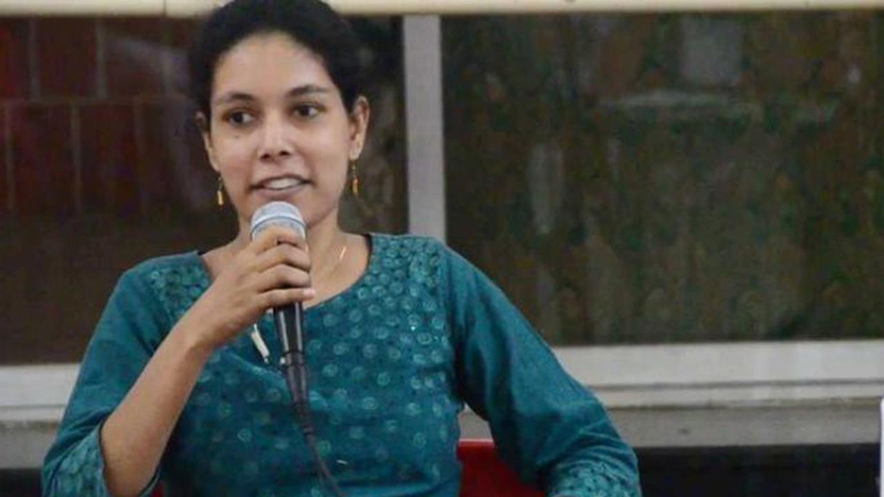 Perempuan Ini Ajak Para Bocah Cintai Warna Kulitnya