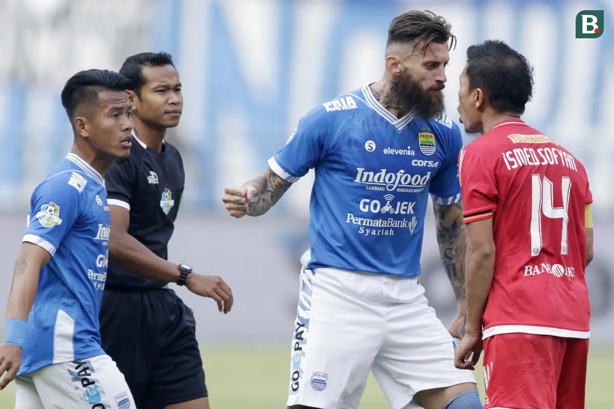 Liga 1 Indonesia 2018 : Persib Bandung Vs Persija Jakarta