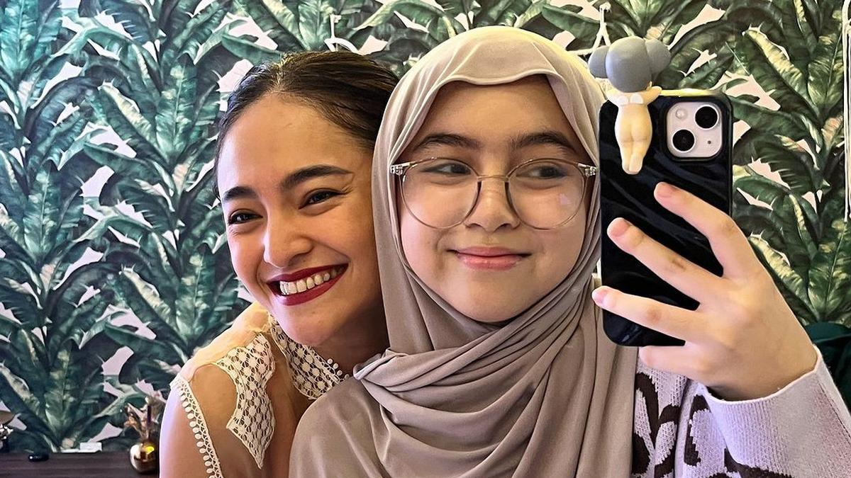 Semakin Dewasa, 10 Potret Marshanda dan Sienna yang Terlihat Seperti Sahabat Berita Viral Hari Ini Kamis 19 September 2024