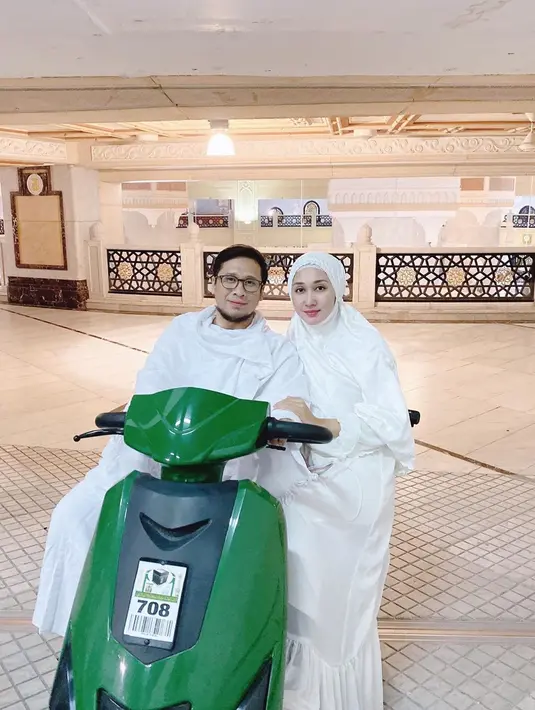 Dian Pelangi (Instagram/dianpelangi)