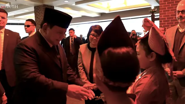 Presiden Prabowo melakukan kunjungan kerja ke Amerika Serikat (AS).