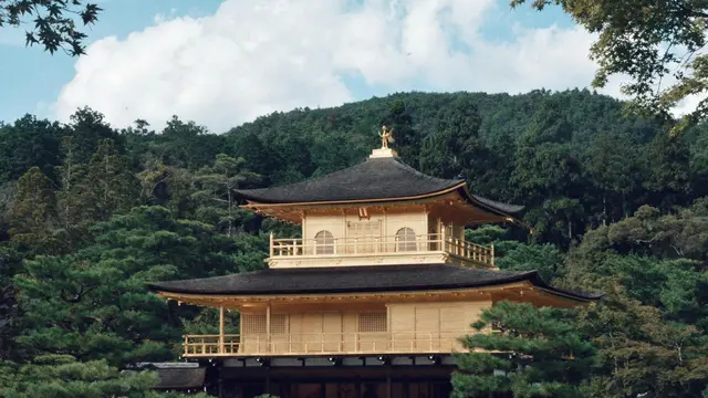 Jepang, Kuil Kuno Kyoto yang Ikonis