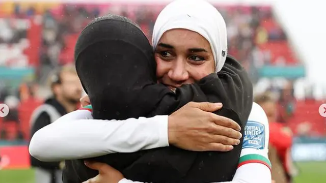 7 Potret Nouhaila Benzina, Pemain Pertama Berhijab di Piala Dunia Sepak Bola Wanita 2023