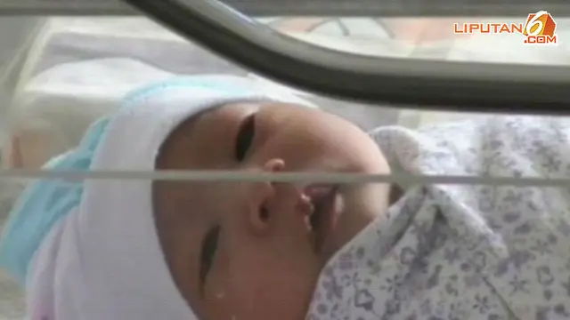 bayi-dibuang140130a.jpg