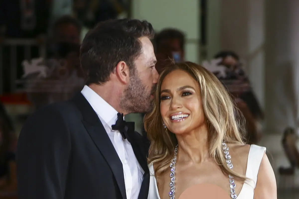 Ben Affleck - Jennifer Lopez. (Joel C Ryan/Invision/AP)