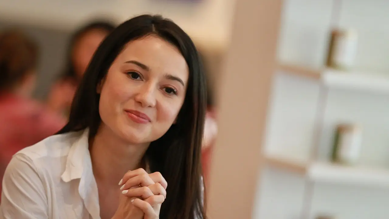 Julie Estelle