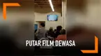 Kepolisian Los Angeles menyita lebih dari 1.000 senjata api dan alat pembuatan senjata di daerah rumah mewah Playboy Mansion.