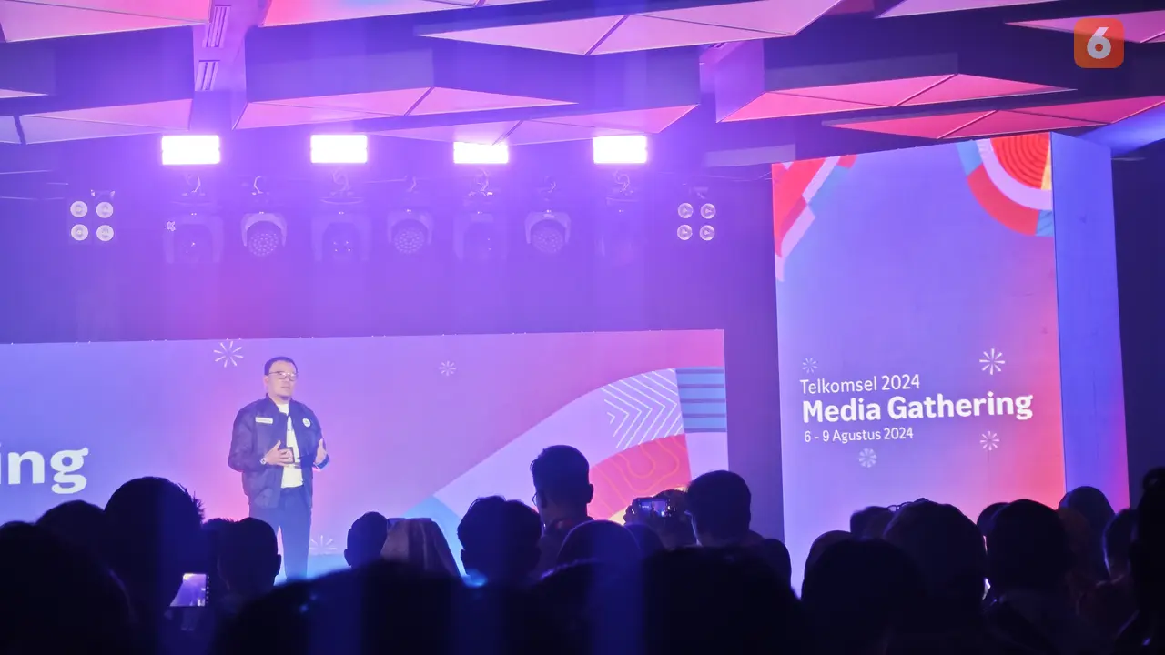 Nugroho, Direktur Utama Telkomsel