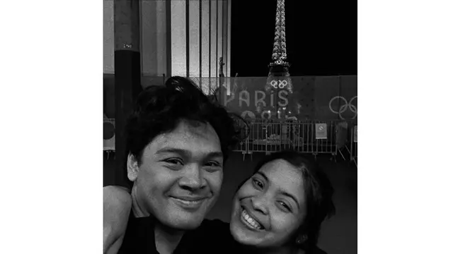 6 Potret Mikha Angelo Rayakan Ultah Gregoria Mariska di Paris, Jadi Kado Terindah