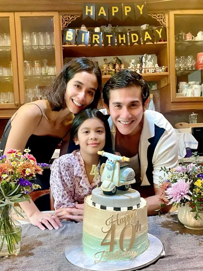 Genap 40 Tahun, Ini 7 Transformasi Vino G. Bastian dari Awal Karier Hingga Kini