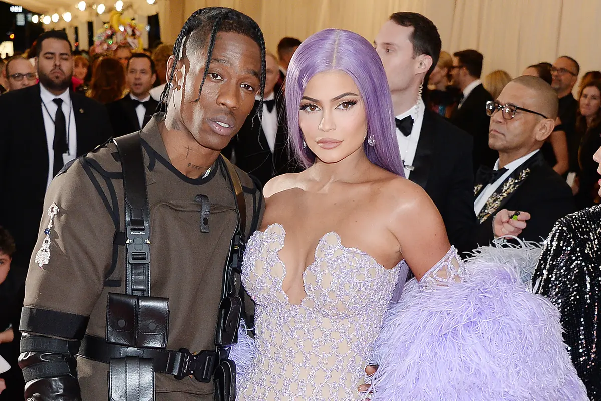 Kylie Jenner - Travis Scott