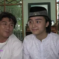 Perpisahan dengan Betharia Sonata membuat Willy Dozan tak bisa tinggal bersama anaknya.