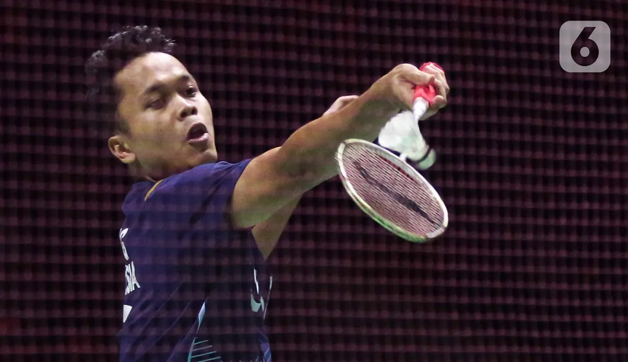 Anthony Sinisuka Ginting mengandaskan perlawanan Li Shi Feng dalam waktu 50 menit. (Liputan6.com/Herman Zakharia)