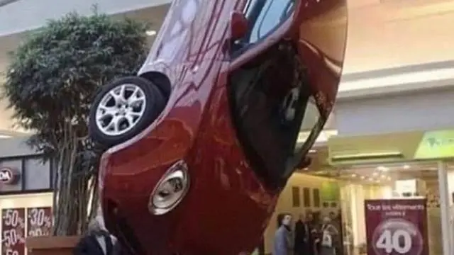 Parkir mobil (Istimewa)