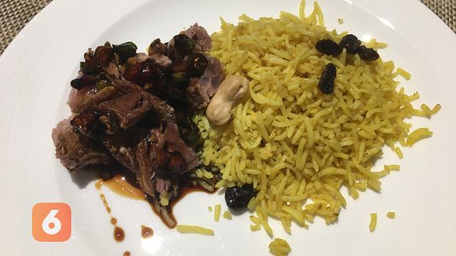 Kambing Guling dan Nasi Biryani