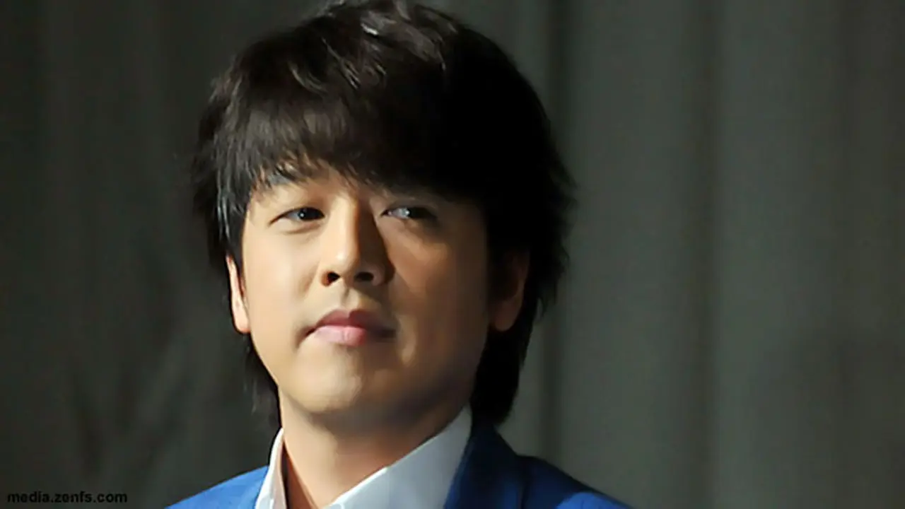 ryu_si_won_130402c.jpg