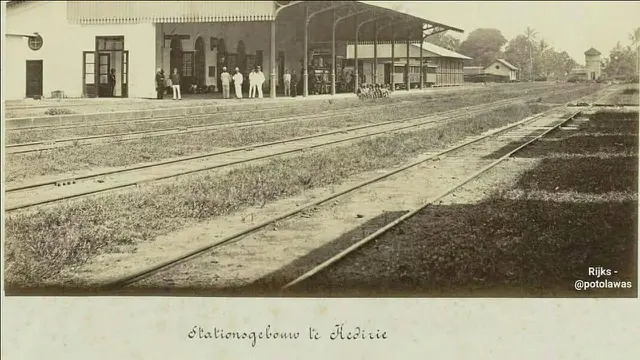 Stasiun Kediri pada era 1980-an.