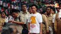  Mantan pembalap nasional Moreno Soeprapto yang kini menjadi Caleg dari Partai Gerindra terlihat hadir dalam kampanye yang digelar di Stadion GBK Jakarta (Liputan6.com/Helmi Fithriansyah)