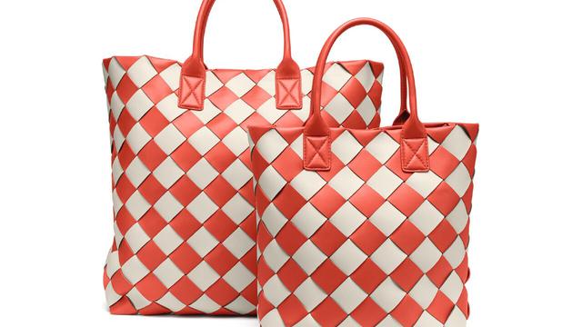 Lengkapi Gaya dengan Deretan Desain Tas Minimalis dan Penuh Pernyataan