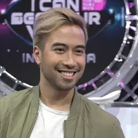 Berbagai reaksi hadir dari orang-orang yang melihat rambut baru Vidi. 