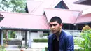 Gandhi Fernando disela-sela syuting School of The Dead, kawasan Depok, Jawa Barat, Sabtu (13/2/2016) mengatakan syuting hanya satu hari. (Nurwahyunan/Bintang.com)