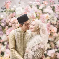 Ria Ricis baru saja menggelar acara empat bulanan bersama keluarga dan kerabat. (Foto: Instagram/ Ria Ricis)