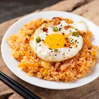 resep nasi goreng kimchi satu ini cocok untuk menemani/shutterstock/nungning20
