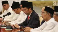Presiden Jokowi saat menerima para Qori dan Qoriah tingkat internasional dan nasional serta tokoh ulama di Istana Merdeka, Jakarta, Senin (12/6). (Liputan6.com/Angga Yuniar)
