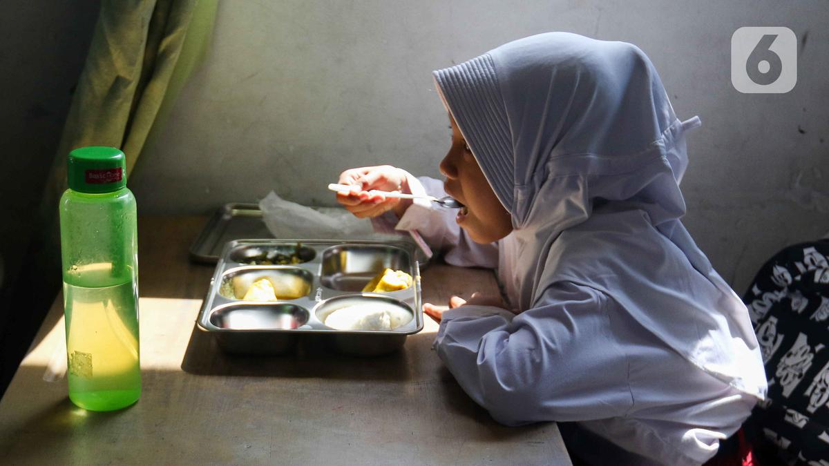 Menkeu Ancam Tarik Duit Makan Bergizi Gratis Jika Tak Terserap, Begini Komentar Santai Kepala BGN