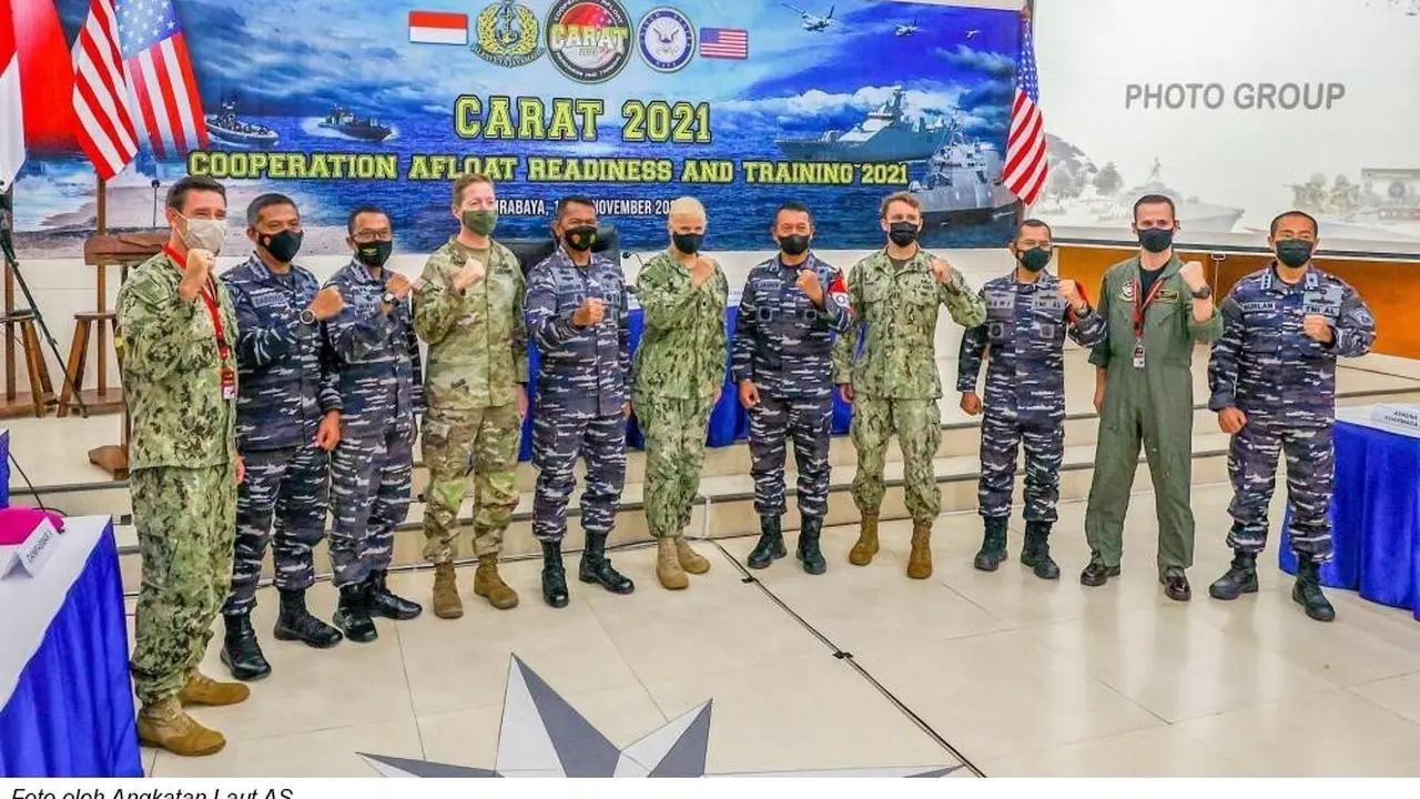 Personel militer Amerika Serikat dan Indonesia memulai Cooperation Afloat Readiness and Training (CARAT) Indonesia. (Dok Kedubes AS)