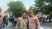 Mahasiswa Bakar Ban Saat Demo, Kapolresta Solo Balas dengan Guyonan