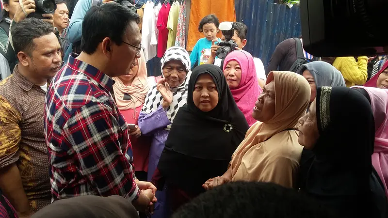 Ahok blusukan di Petojo Selatan, Jakarta Pusat