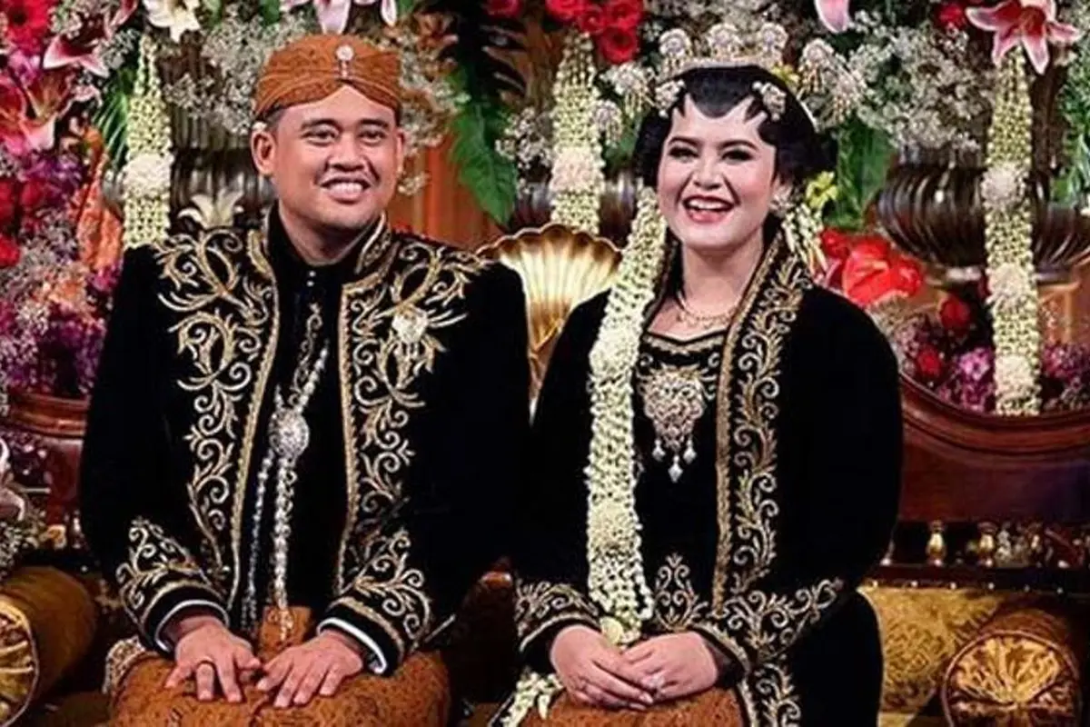 [Bintang] [POLL] Pernikahan Kahiyang Ayu, Mewah atau Sederhana?