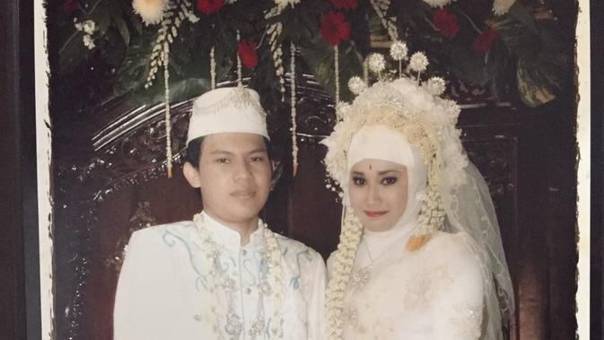 Cerita Cinta, Faank Wali - Sari Rahmani - Celeb Bintang.com