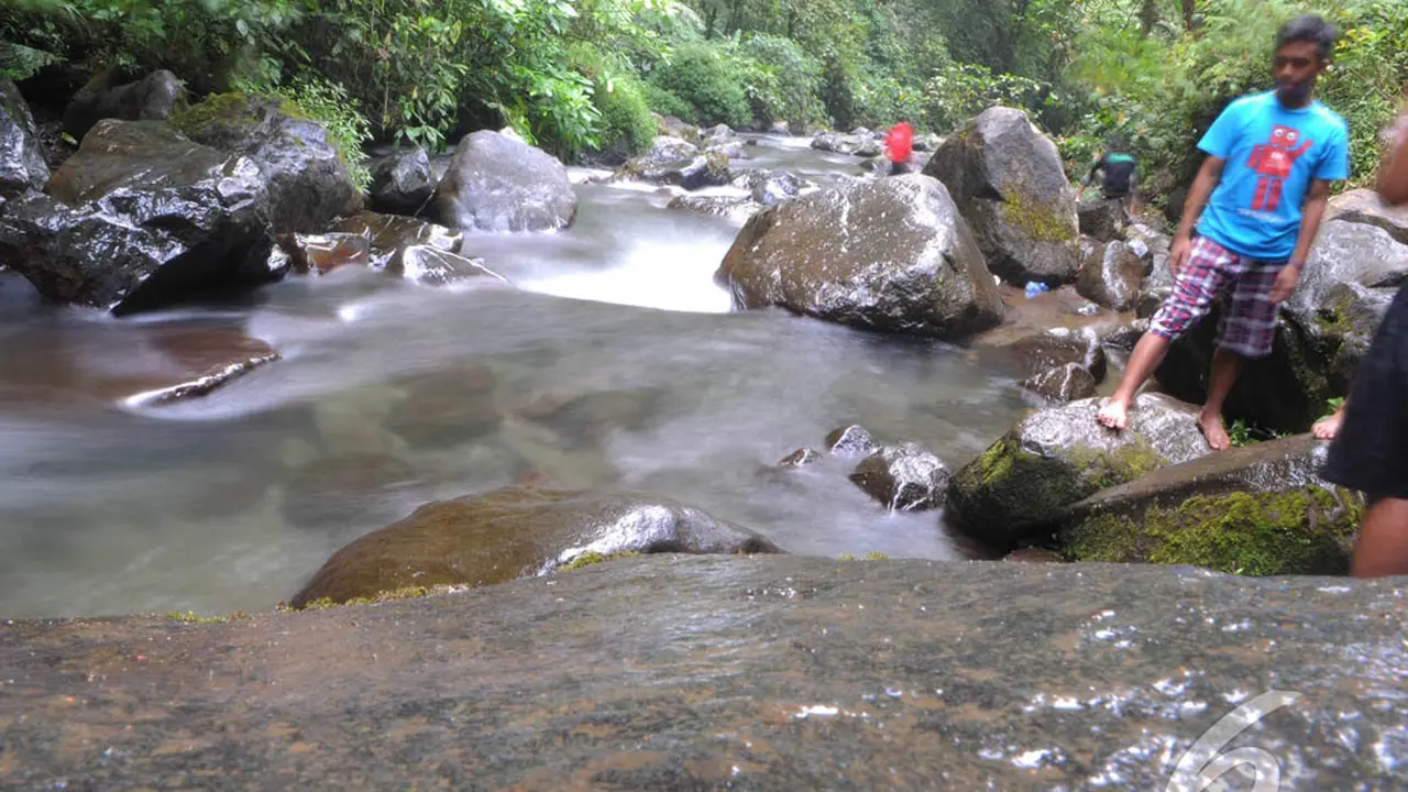 Melihat Panorama Eksotis di Situ Gunung