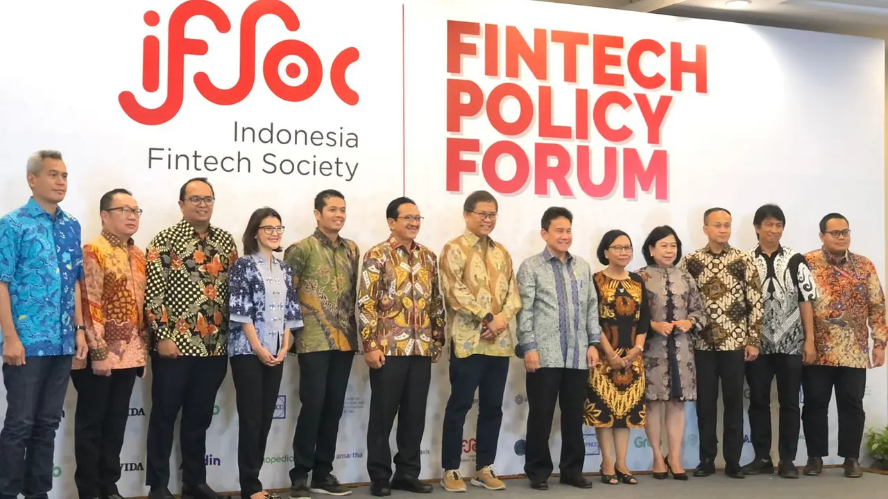 Indonesia Fintech Society (IFSOC) kembali menggelar Fintech Policy Forum Seri II di Auditorium Center for Strategic and International Studies (CSIS), Jakarta, Selasa (8/8/2023).