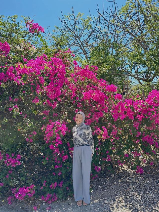 6 Gaya Berhijab Dara Arafah yang Sederhana, Cocok untuk Hijabers Pemula