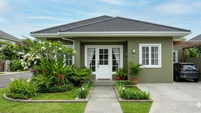 Kombinasi Warna Cat Rumah Bagian Luar yang Elegan dan Mewah. Gemini