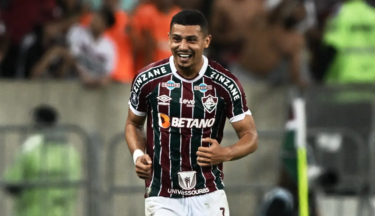 Andre Trindade menjadi incaran Liverpool pada bursa transfer musim panas tahun lalu. Akan tetapi, The Reds tidak berhasil mendatangkan gelandang asal Brasil tersebut. Pemain 23 tahun itu mungkin tersedia dengan harga sekitar 25 juta pounds. Akan tetapi, Fulham kabarnya tertarik kepadanya sebagai pengganti Joao Palhinha. (MAURO PIMENTEL / AFP)